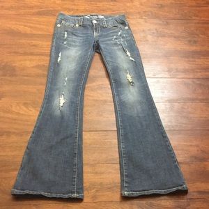 Seven7 Wimens Size 28 Distressed Jeans